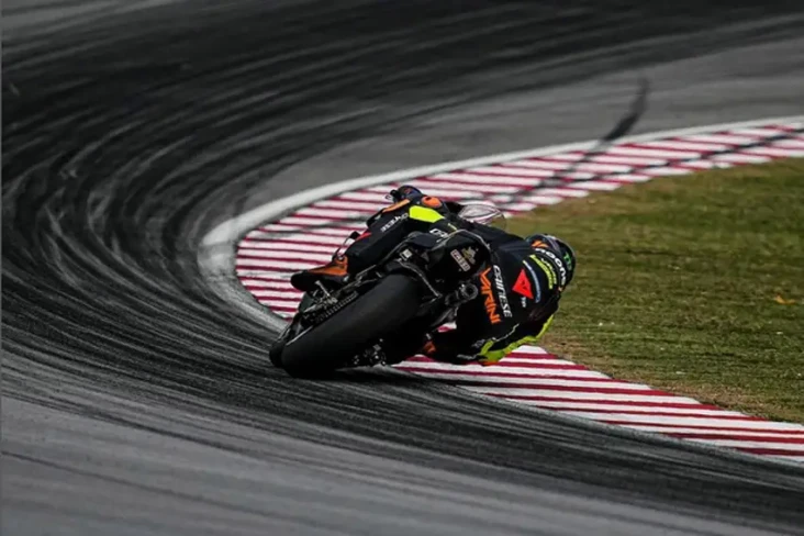 Luca Marini Ajak Valentino...
