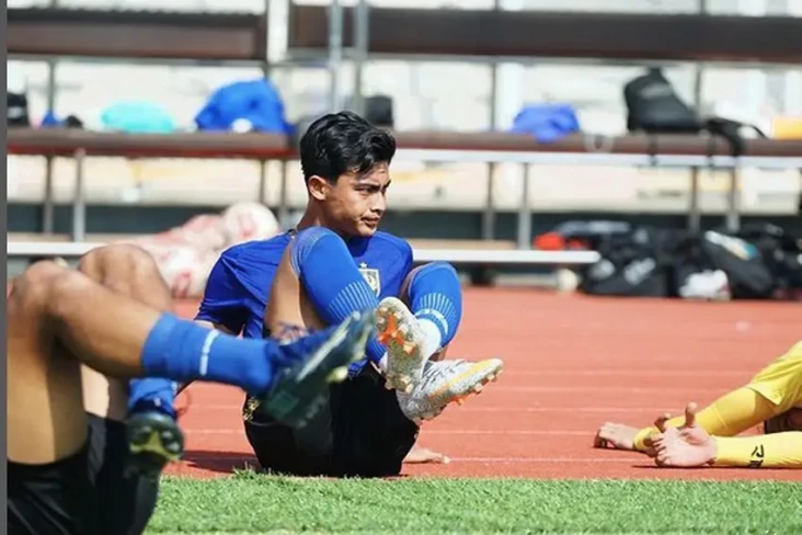 Jelang Kontra Persib,...
