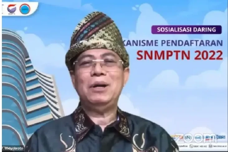Calon Mahasiswa Ingin...