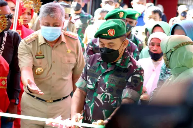 Kunker Perdana, Pangdam...