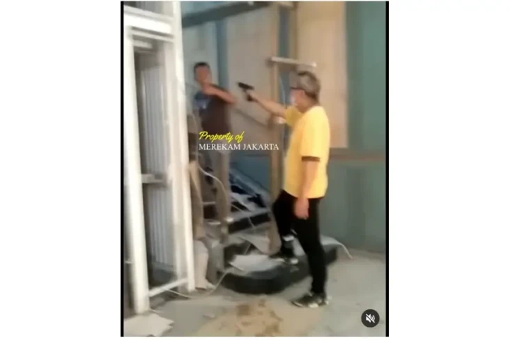Polisi Ciduk Koboi Lansia...