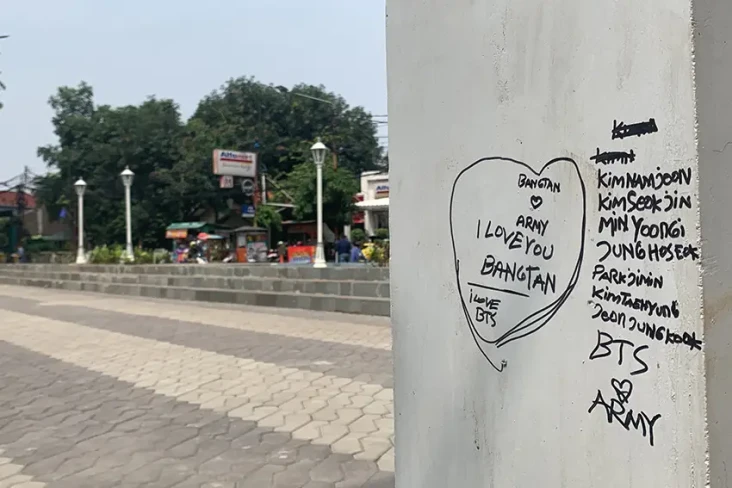 Alun-Alun Bekasi Sasaran...