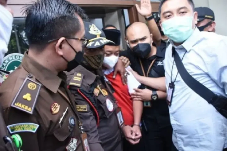 Herry Wirawan Predator...