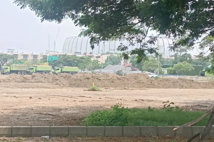 Pembangunan Sirkuit...