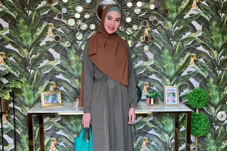 Kartika Putri Umumkan...