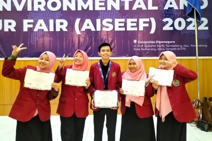 Mahasiswa UMM Raih Medali...