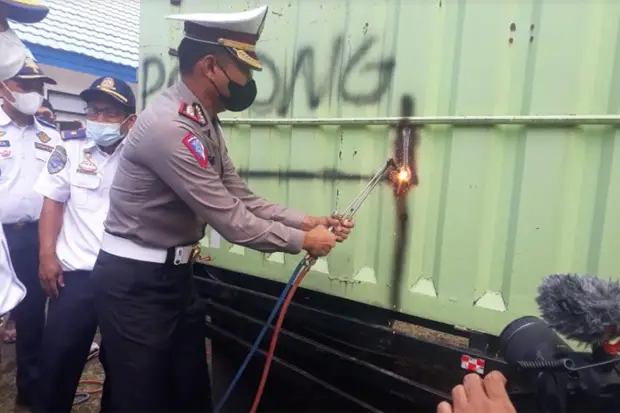 Polda Sulsel Akan Tindak...