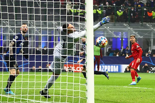 Hasil Inter Milan vs...