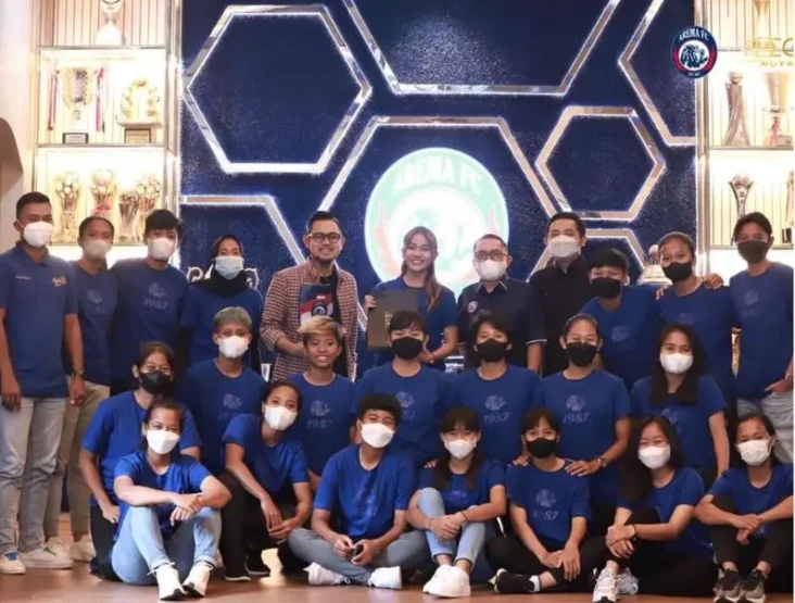 Arema Putri Ikut Turnamen...