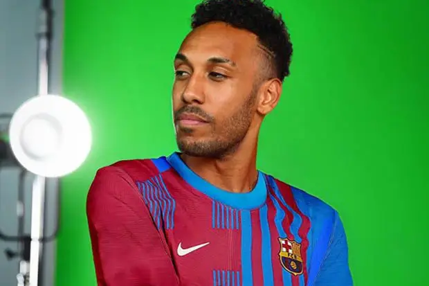 Susunan Pemain Barcelona...