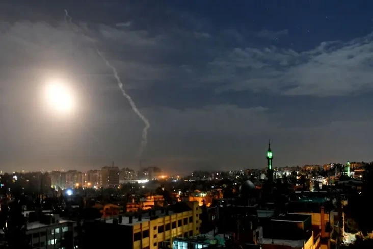 Israel Merudal Suriah,...