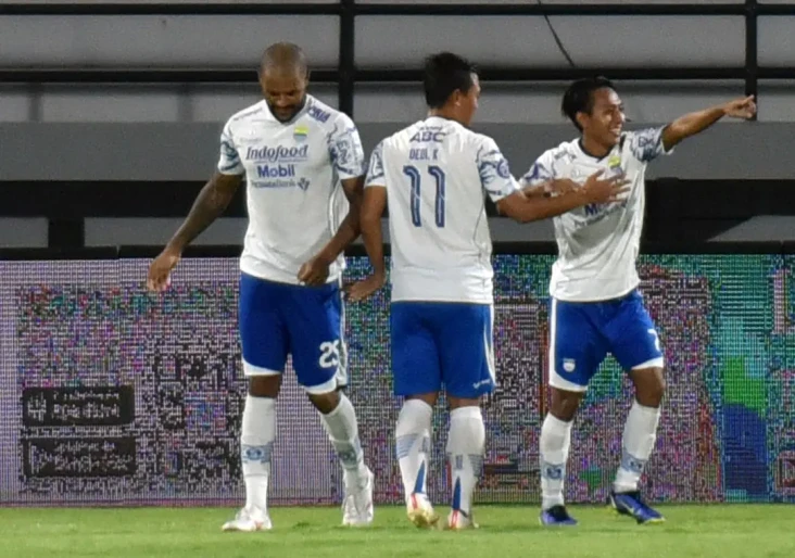 Hasil Liga 1 Persipura...