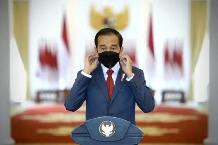 Jokowi Sebut Vaksinasi...