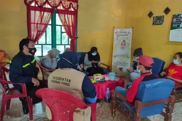 Datang dari Malaysia,...