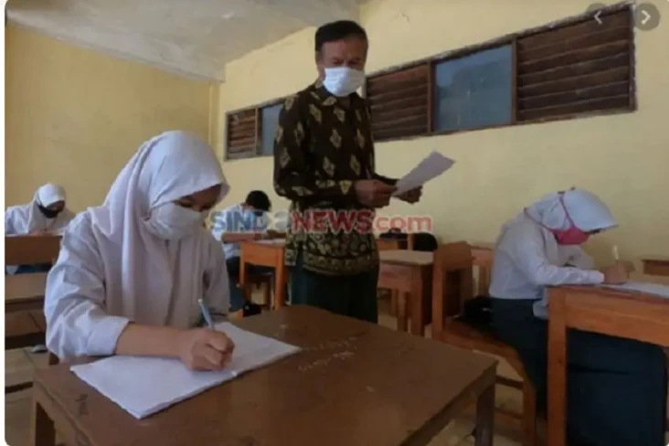 Siswa Terpapar Omicron...