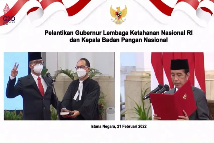 Presiden Jokowi Lantik...
