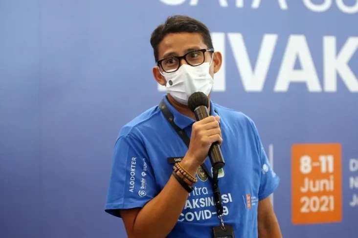 Sandiaga Uno Bangun...