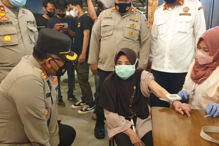 Tak Sempat Vaksin Siang,...