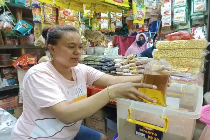 Minyak Goreng Curah...
