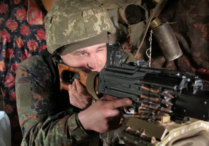 Tentara Rusia Bunuh...