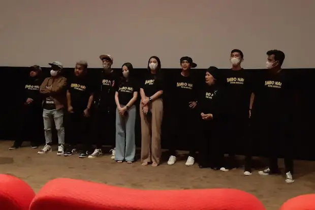 100 Layar Bioskop Tayangkan...