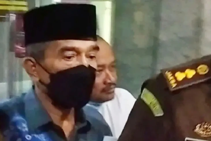 5 Hakim Terpapar COVID-19,...
