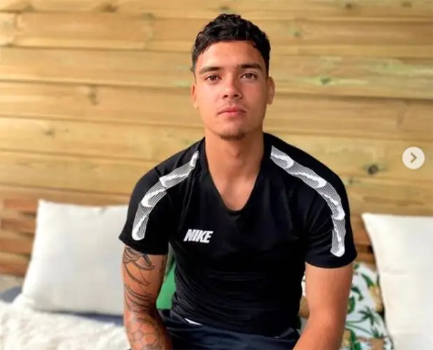 Shayne Pattynama, Pemain...