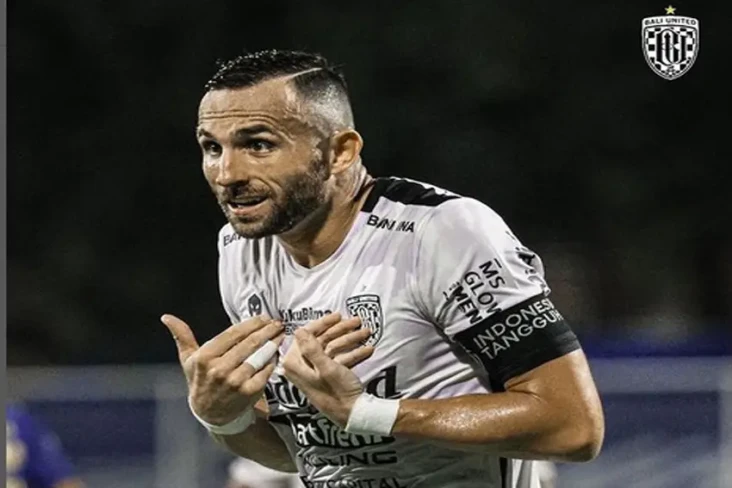 Top Skor Liga 1 2021-2022:...