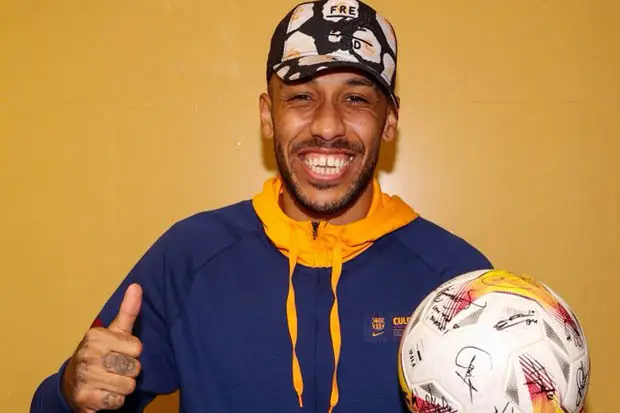 Aubameyang Gelar Karpet...