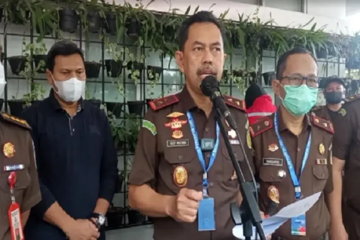 Nurhayati Jadi Tersangka,...
