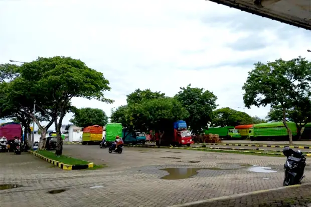 Jalur Penyeberangan...