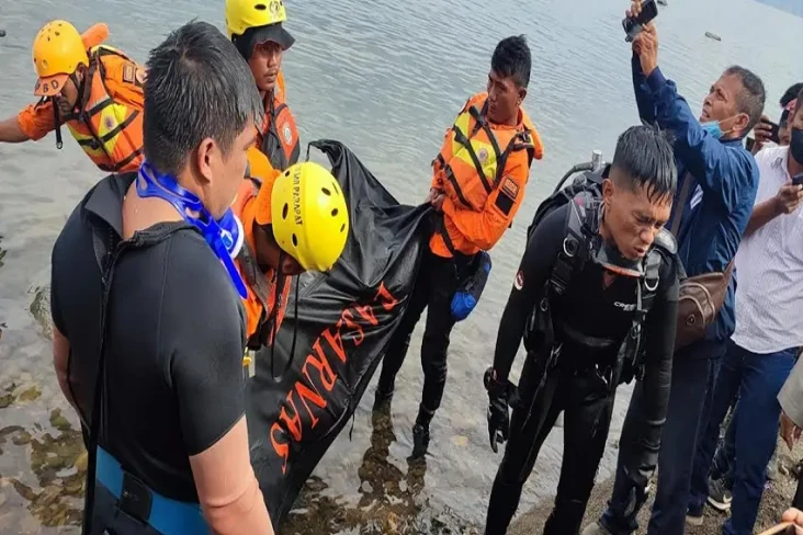 Wisatawan Lokal yang...