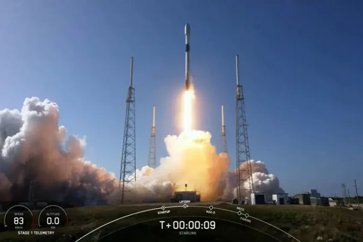 SpaceX Kembali Luncurkan...