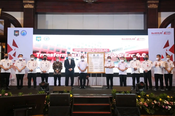 Kemendagri Gelar Internalisasi...