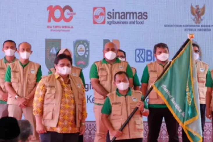 Menko Perekonomian Airlangga...