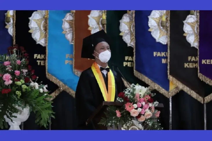 Kisah Giri, Mahasiswa...