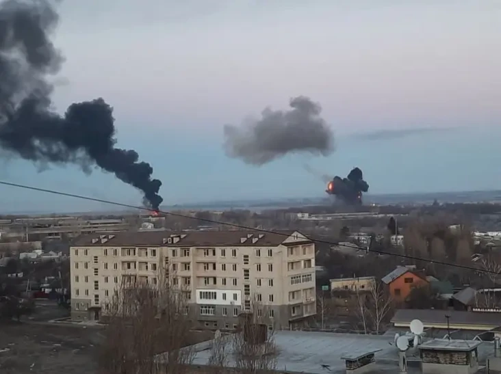 Rusia Bom Kiev, Kharkiv,...