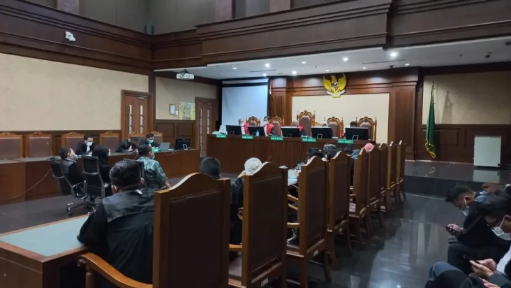 3 Petinggi PT Adonara...