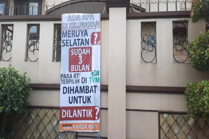 Tiga Bulan Dipilih,...