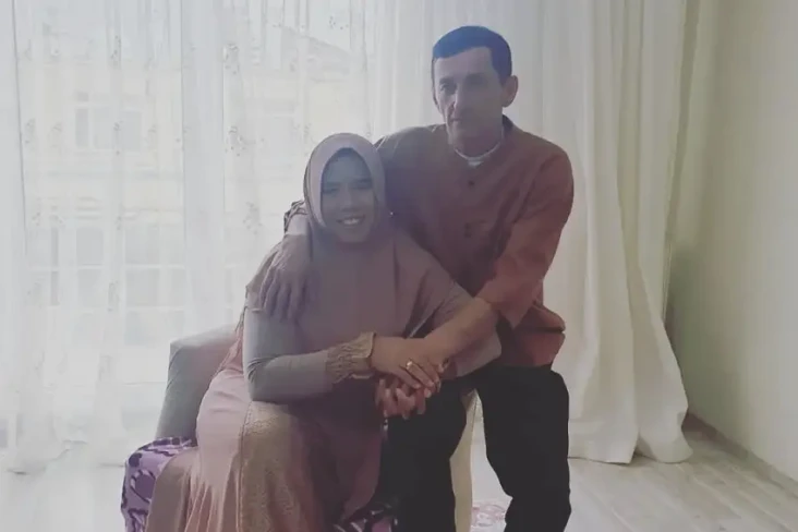 Rohimah Mantan Istri...