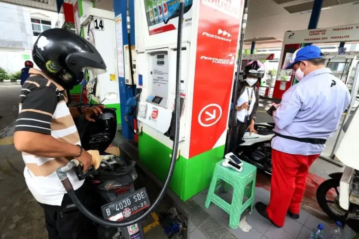 Harga Minyak Dunia Melambung,...