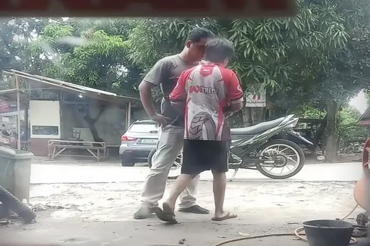 Polisi Ciduk Preman...