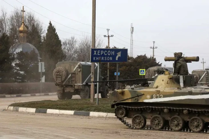 Hadapi Invasi Rusia,...