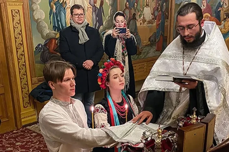 Kisah Sejoli Ukraina...