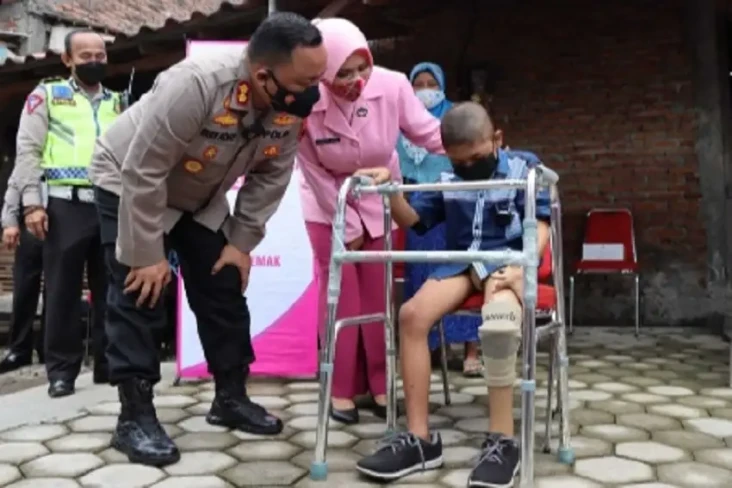 Tangis Bahagia Kiki...
