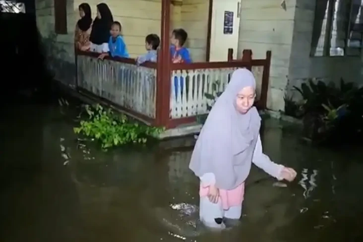 Penampakan Kepanikan...