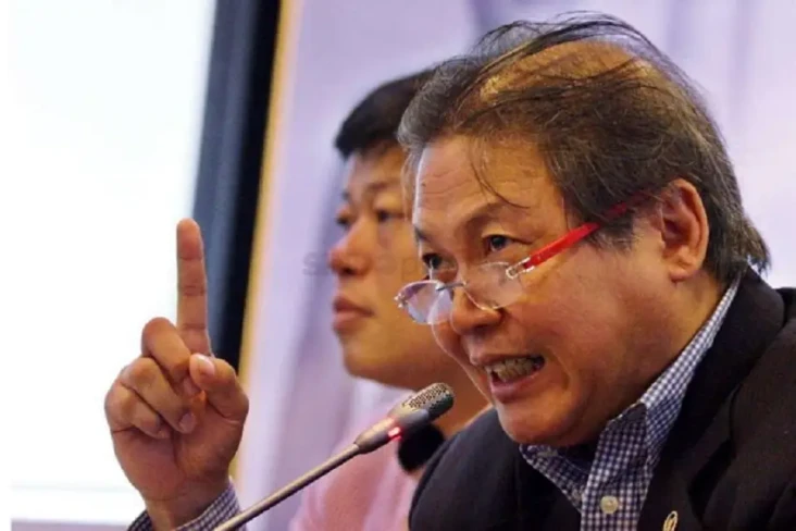 PDIP Sebut Wacana Perpanjangan...