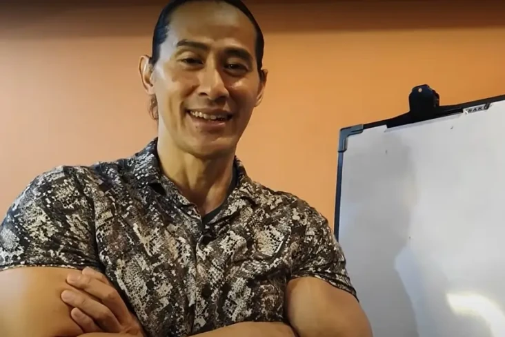 Ade Rai Bagikan Rahasia...