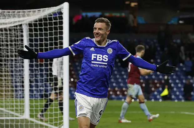 Hasil Burnley vs Leicester...