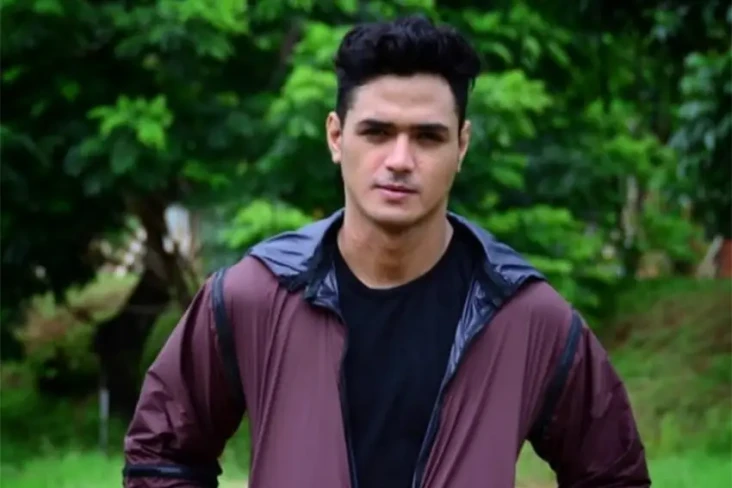 Profil dan Biodata Ricky...